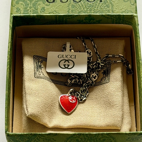 Gucci Red Enamel G Logo Necklace Authentic - Picture 3 of 9